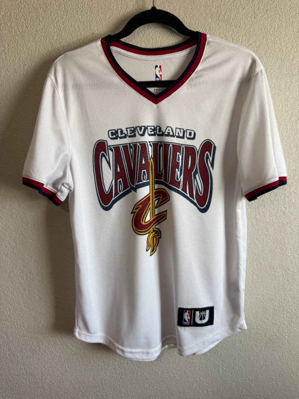 Men's NBA Cleveland Cavaliers Underrated Golf White Jersey Size Small